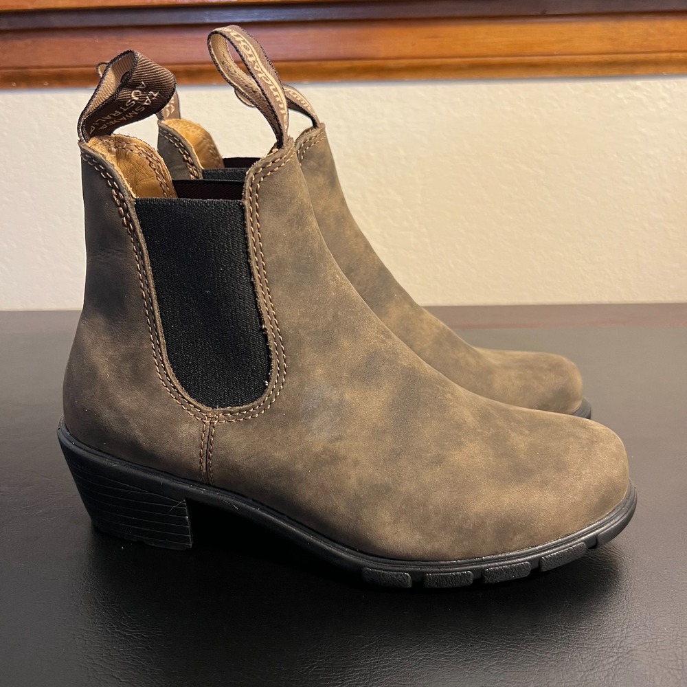 Blundstone Womens 6.5 Brown Leather Heeled Chelsea Ankle Boots Pull On